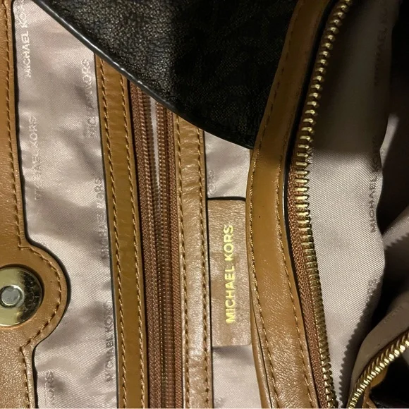 Michael Kors Dark Brown Signature Shoulder Bag - Picture 4 of 9